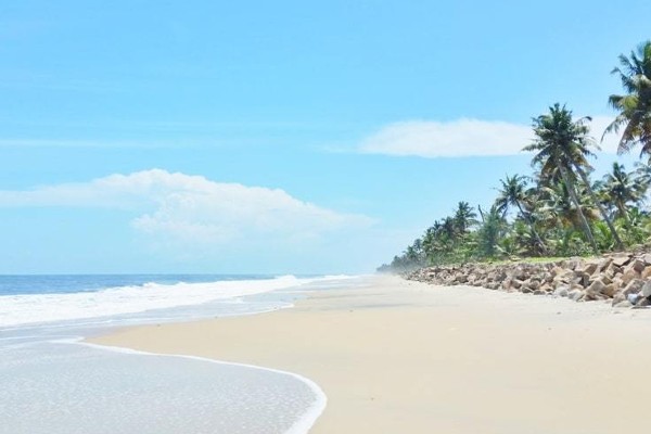 Alappuzha Houseboat Rate